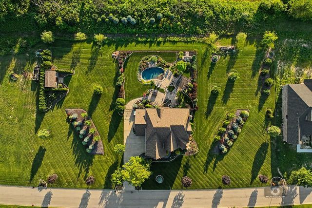 25536 S Charlevoix Drive, Monee, IL 60449