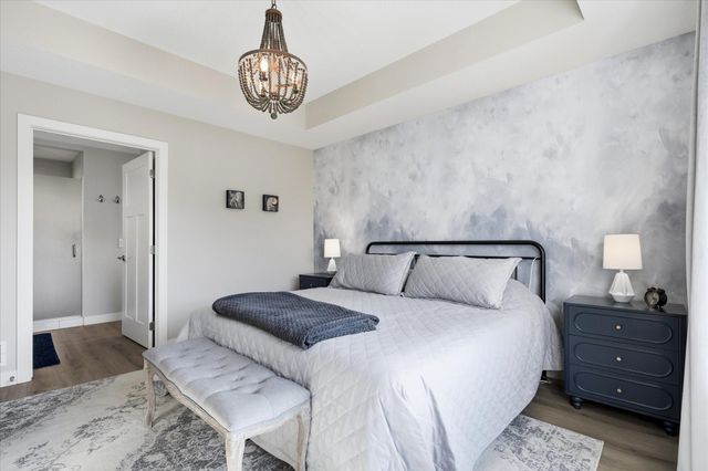 10723 Knollwood Lane, Woodbury, MN 55129