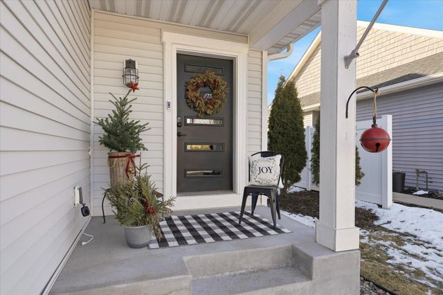 10723 Knollwood Lane, Woodbury, MN 55129