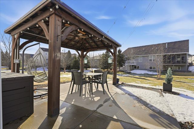 10723 Knollwood Lane, Woodbury, MN 55129