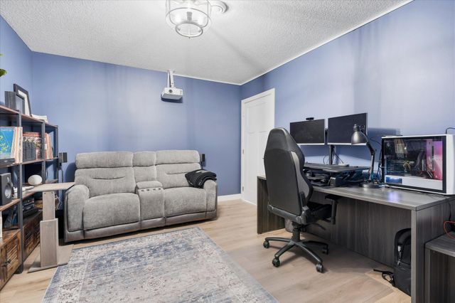 10723 Knollwood Lane, Woodbury, MN 55129