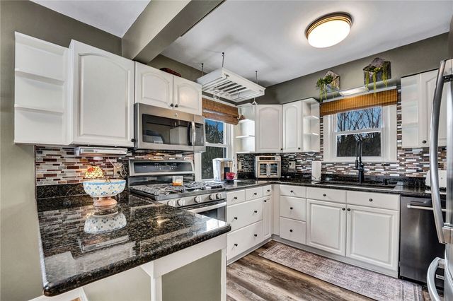 21 Fiske Avenue, Bradford Town, PA 16701