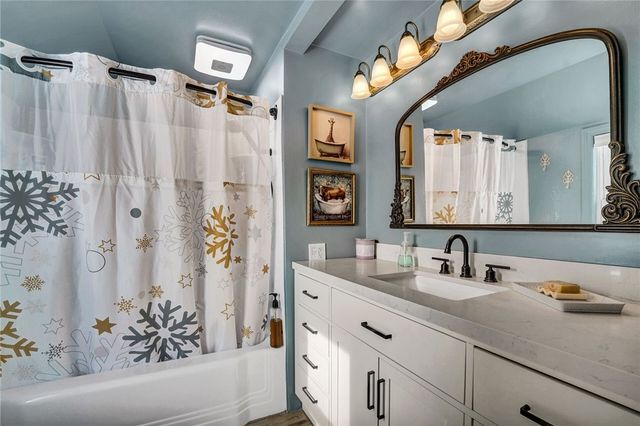 21 Fiske Avenue, Bradford Town, PA 16701