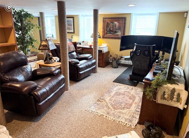 21 Fiske Avenue, Bradford Town, PA 16701