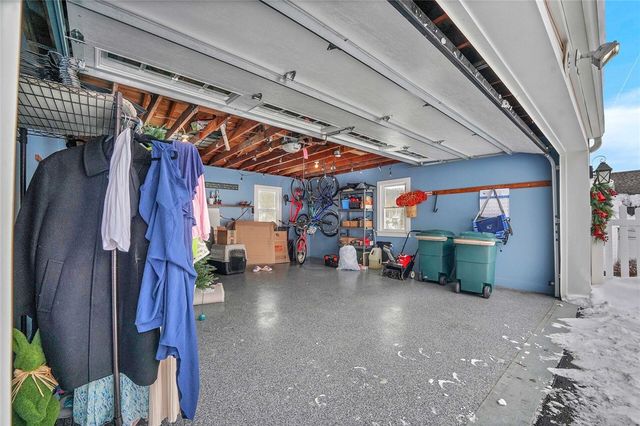 21 Fiske Avenue, Bradford Town, PA 16701