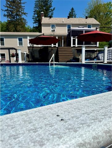 21 Fiske Avenue, Bradford Town, PA 16701