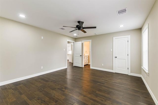 109 Neyland Street, Houston, TX 77022