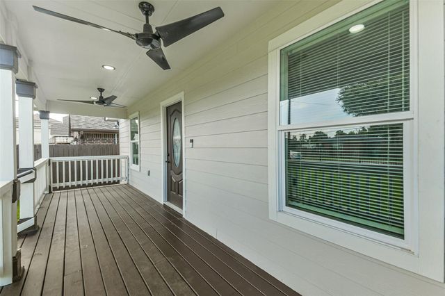 109 Neyland Street, Houston, TX 77022