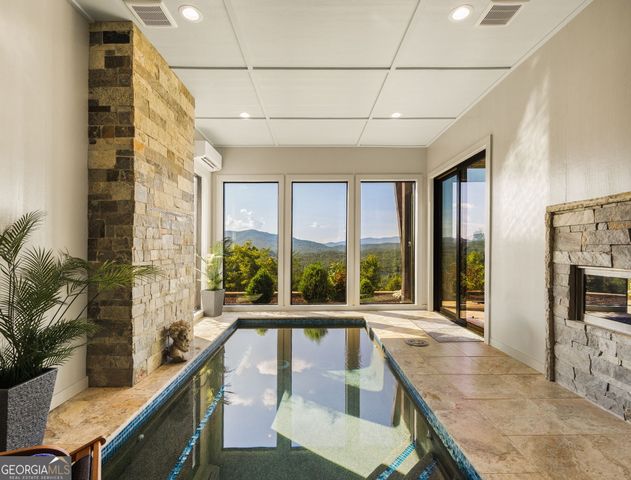 251 Angel Heart Lane, Mineral Bluff, GA 30559