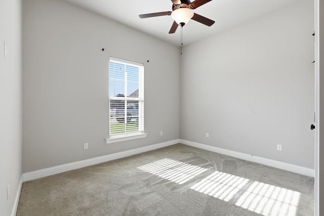 163 Magazine Loop, Thibodaux, LA 70301