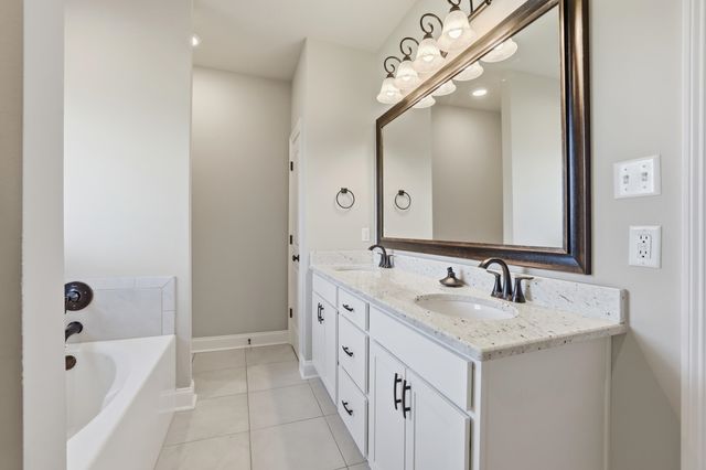 163 Magazine Loop, Thibodaux, LA 70301