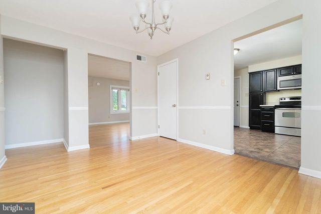 320 BELAIRE DR, Shiremanstown, PA 17011
