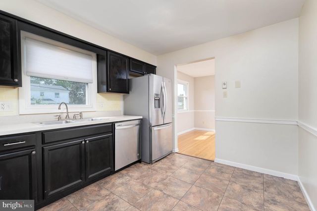 320 BELAIRE DR, Shiremanstown, PA 17011