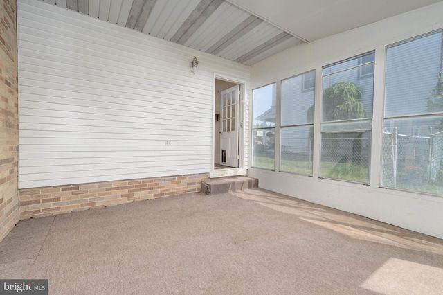 320 BELAIRE DR, Shiremanstown, PA 17011