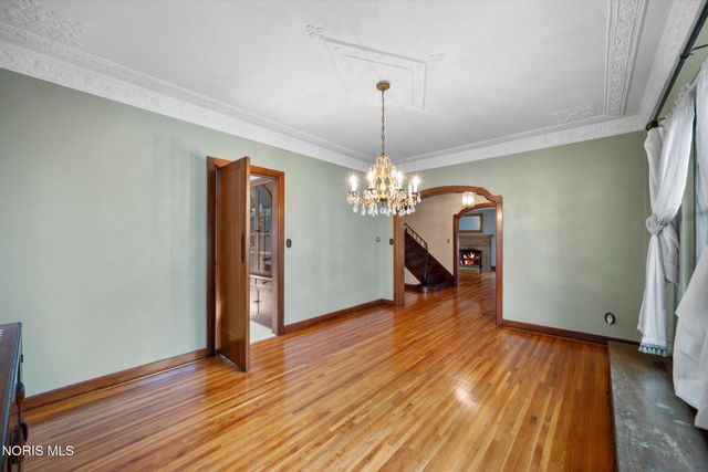 2157 Shenandoah Road, Toledo, OH 43607