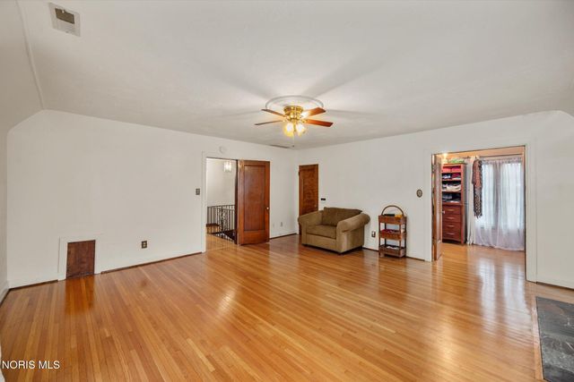 2157 Shenandoah Road, Toledo, OH 43607