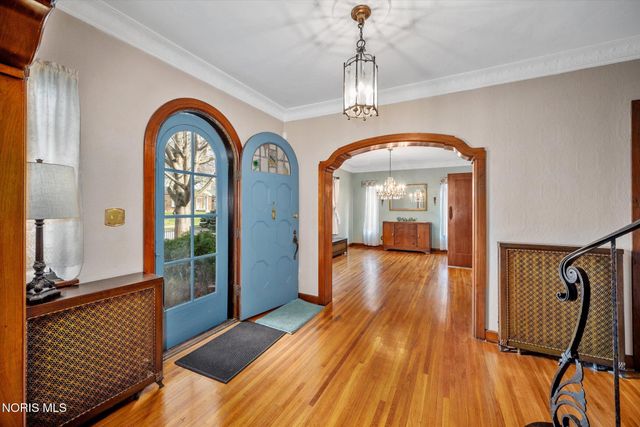 2157 Shenandoah Road, Toledo, OH 43607