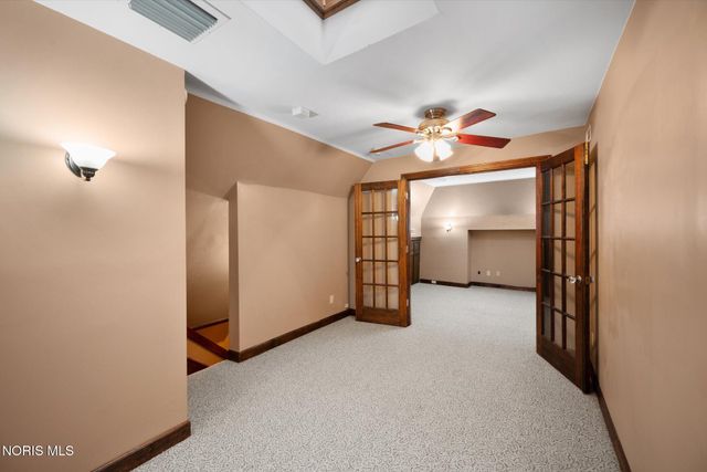 2157 Shenandoah Road, Toledo, OH 43607