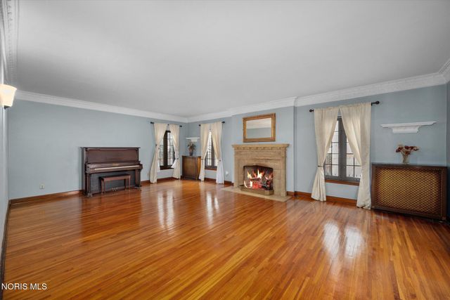 2157 Shenandoah Road, Toledo, OH 43607