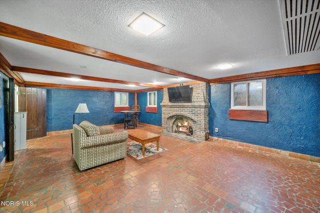 2157 Shenandoah Road, Toledo, OH 43607