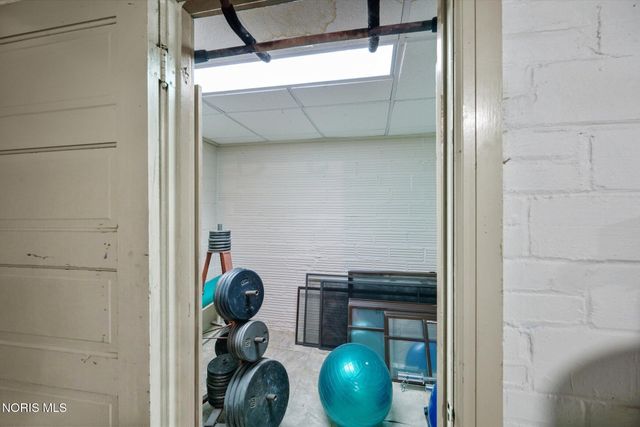 2157 Shenandoah Road, Toledo, OH 43607