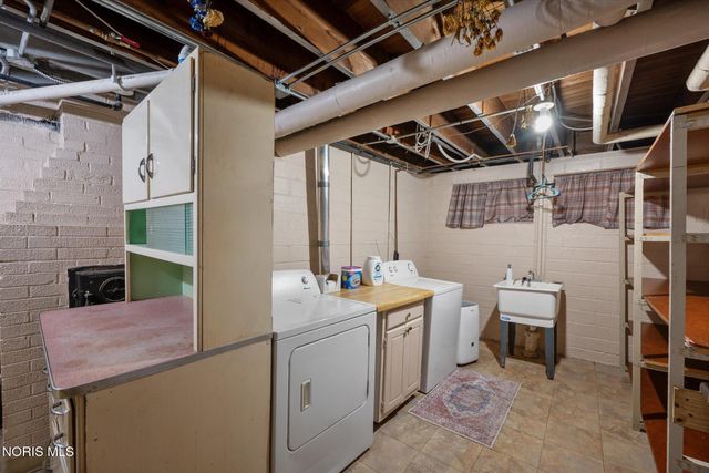 2157 Shenandoah Road, Toledo, OH 43607