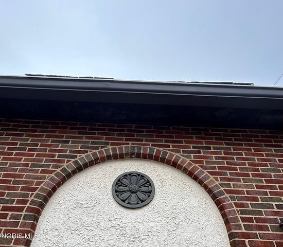 2157 Shenandoah Road, Toledo, OH 43607