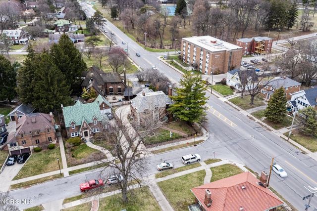 2157 Shenandoah Road, Toledo, OH 43607