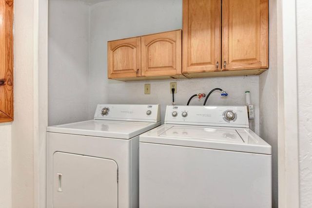 6960 Blackhawk Ln, Foresthill, CA 95631