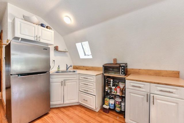 6960 Blackhawk Ln, Foresthill, CA 95631
