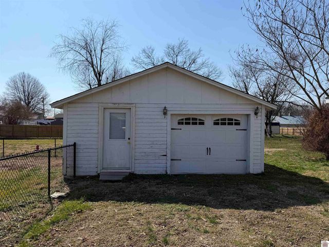 307 Maple Street, Princeton, KY 42445