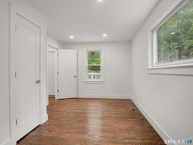950 Benham Street, Hamden, CT 06514
