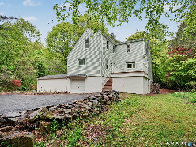 950 Benham Street, Hamden, CT 06514