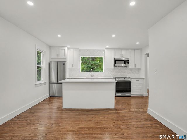 950 Benham Street, Hamden, CT 06514
