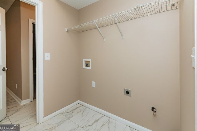 5664 Jackson Knoll Trace NW, Lilburn, GA 30047