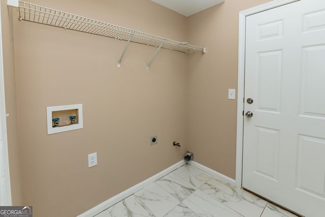 5664 Jackson Knoll Trace NW, Lilburn, GA 30047