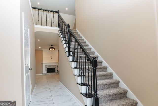5664 Jackson Knoll Trace NW, Lilburn, GA 30047