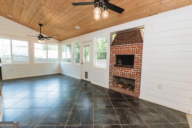 5664 Jackson Knoll Trace NW, Lilburn, GA 30047