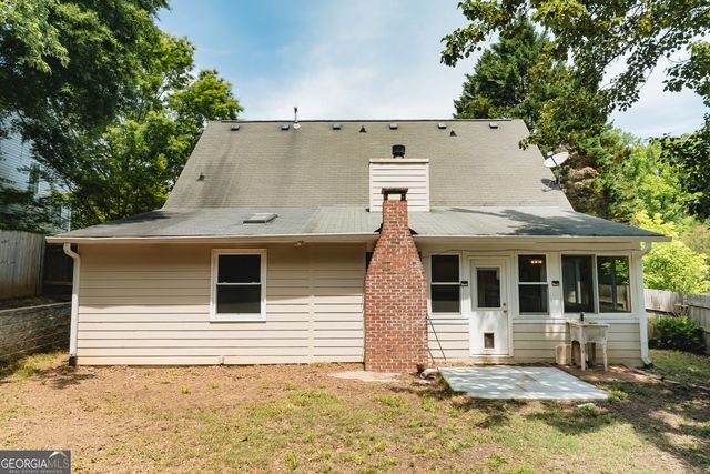 5664 Jackson Knoll Trace NW, Lilburn, GA 30047