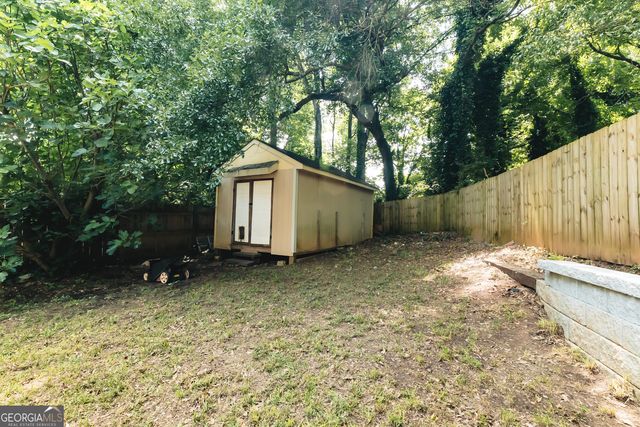 5664 Jackson Knoll Trace NW, Lilburn, GA 30047