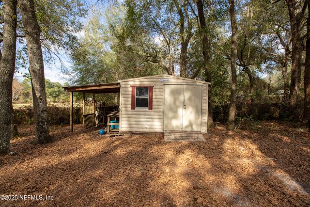 8076 BLAZING STAR Road, Melrose, FL 32666