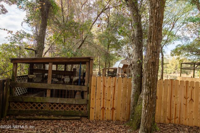 8076 BLAZING STAR Road, Melrose, FL 32666