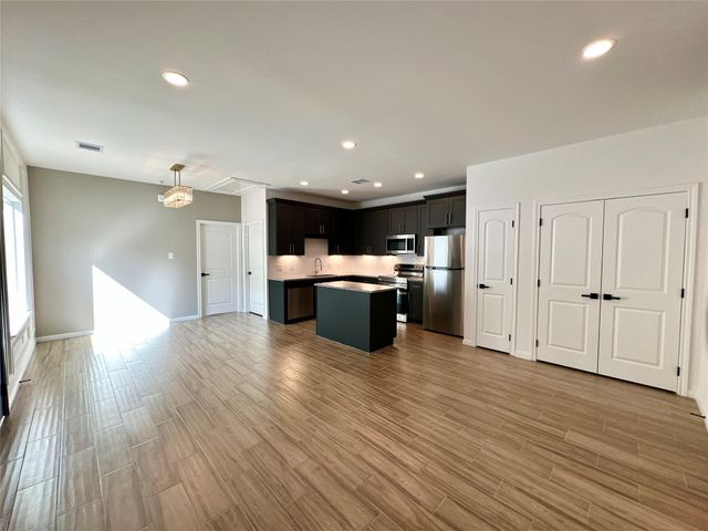 11563 Persimmon Street, Willis, TX 77318