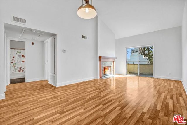 645 Chestnut Avenue 316, Long Beach, CA 90802