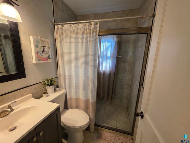 1230 SE Utah Ave Avenue, Huron, SD 57350