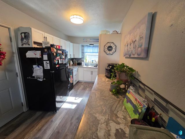 1230 SE Utah Ave Avenue, Huron, SD 57350