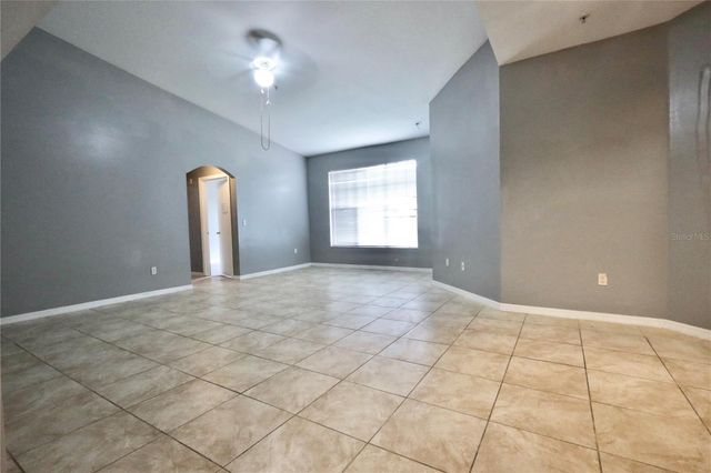 5578 METROWEST BOULEVARD 1-201, Orlando, FL 32811