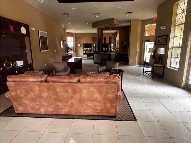 5578 METROWEST BOULEVARD 1-201, Orlando, FL 32811