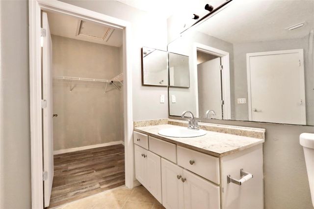 5578 METROWEST BOULEVARD 1-201, Orlando, FL 32811