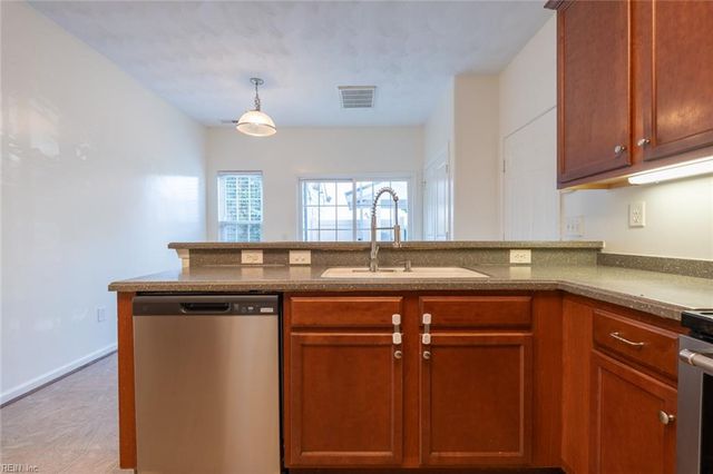 5111 Moreland St Unit 146, Suffolk, VA 23435